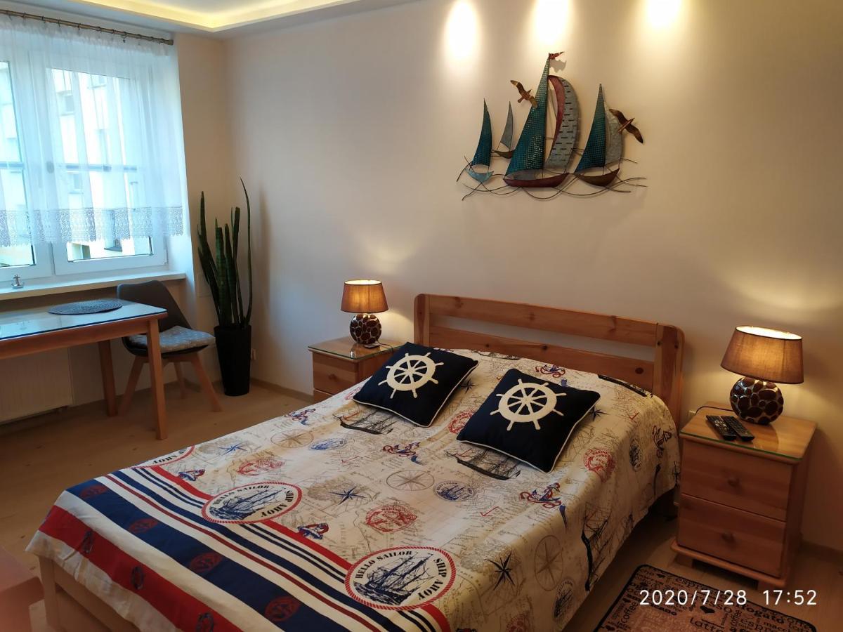 Apartament Pod Zaglami Apartment Swinoujscie Bagian luar foto