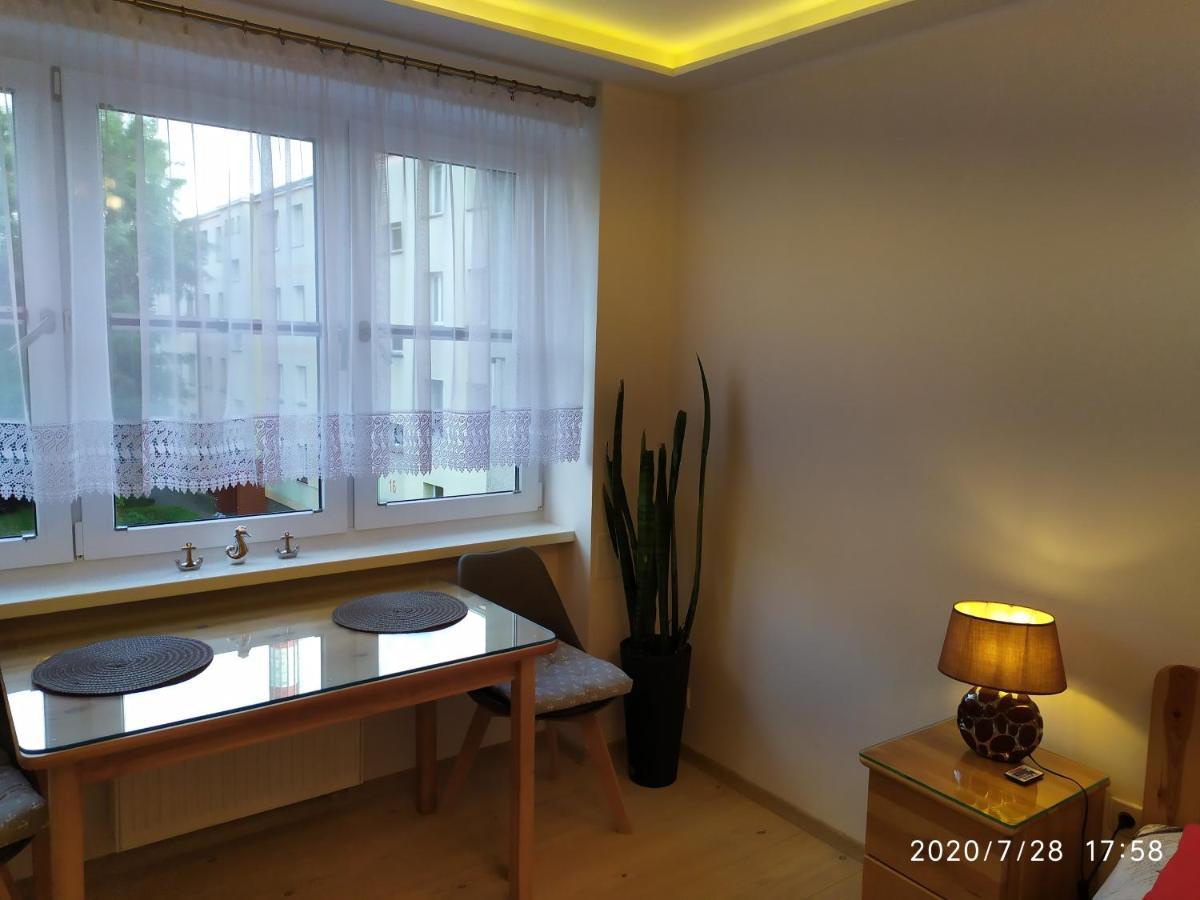 Apartament Pod Zaglami Apartment Swinoujscie Bagian luar foto
